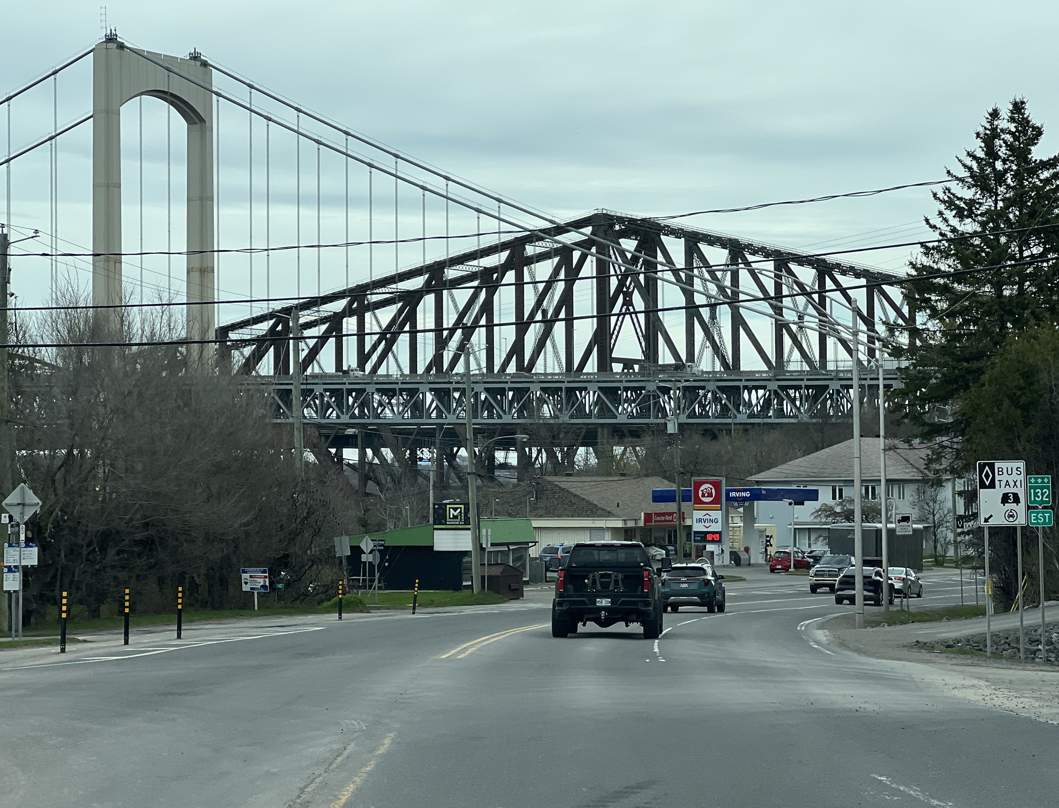 Le pont de Québec fermé