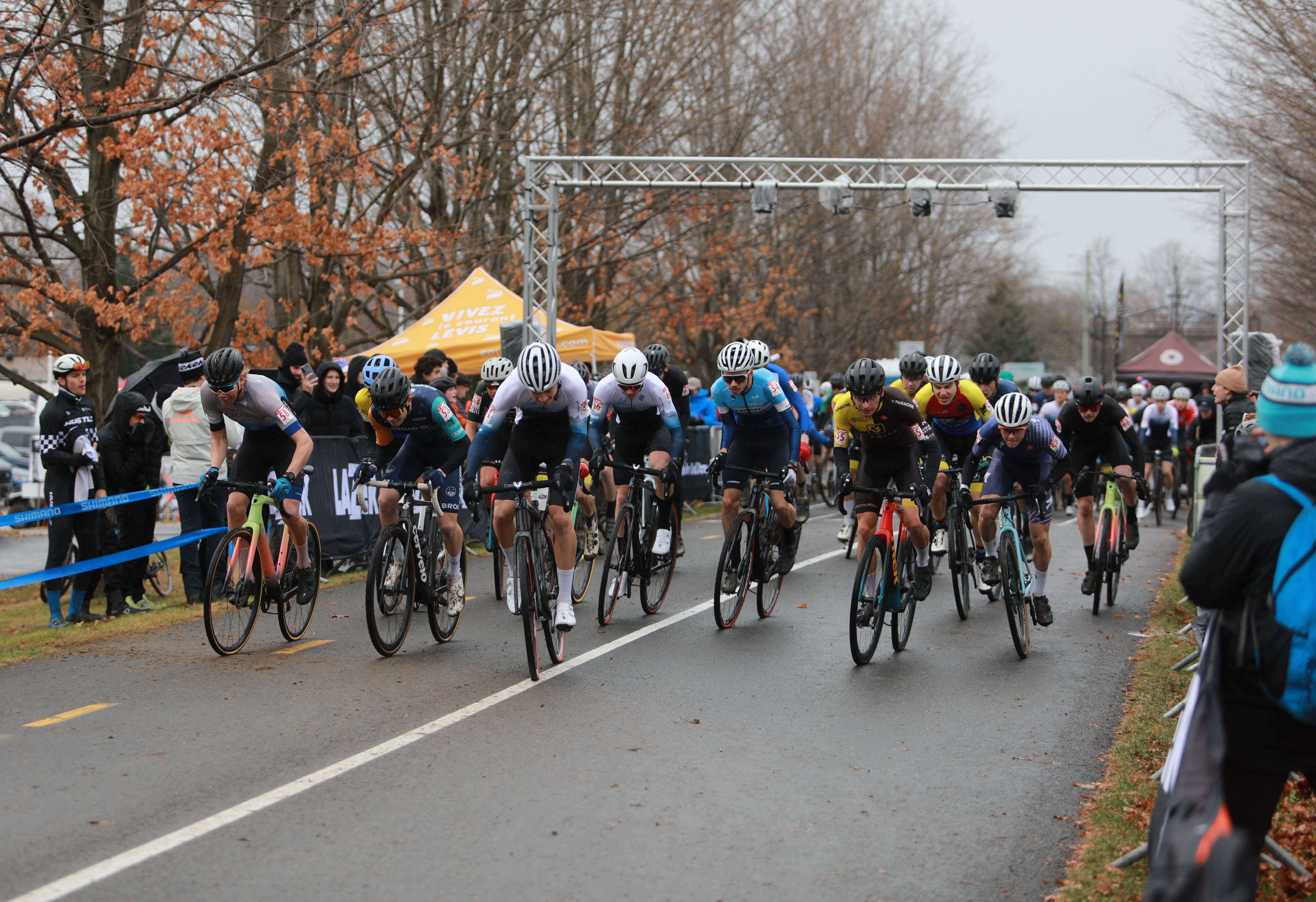 «Grande réussite» pour les Championnats canadiens de Cyclocross Lazer