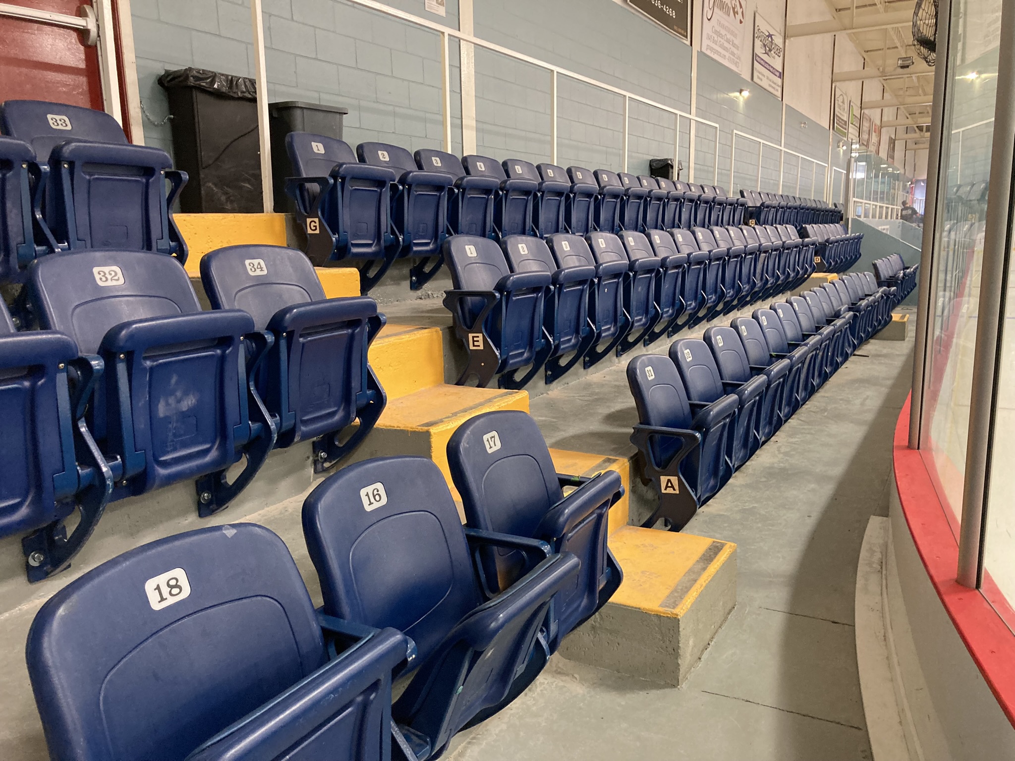 Des anciens bancs du Colisée de Québec à l’Aréna BSR